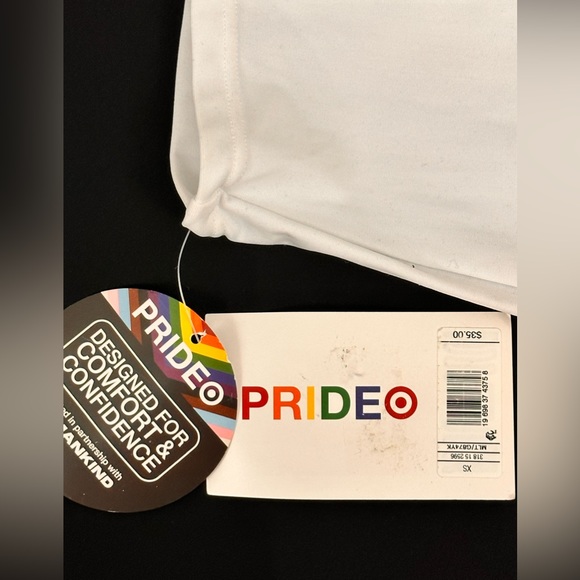 LGBTQ Unisex Black & White Long Sleeve Pride Adult Rash guard Swim/Athle… - Picture 6 of 8